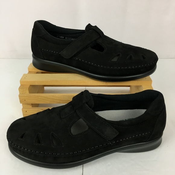 double wide womens shoes